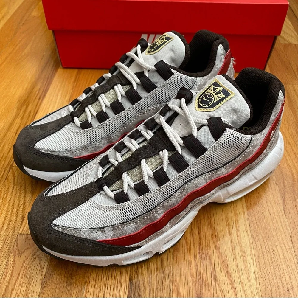 Nike Air Max 95 Women’s Sneakers